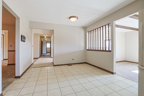 Tiny photo for 2183 Oak Hill Drive, Lisle, IL 60532 (MLS # 12547559)