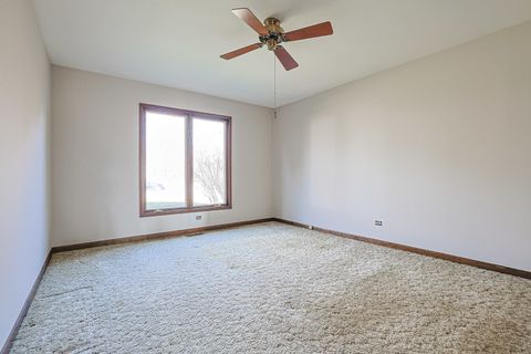 Tiny photo for 2183 Oak Hill Drive, Lisle, IL 60532 (MLS # 12547559)