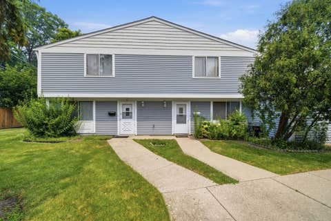 Tiny photo for 865 Oxford Place #865, Wheeling, IL 60090 (MLS # 12710364)