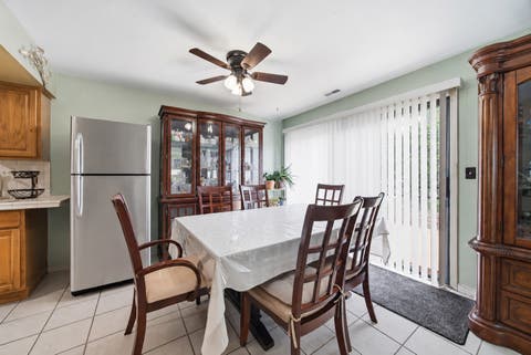 Tiny photo for 865 Oxford Place #865, Wheeling, IL 60090 (MLS # 12710364)