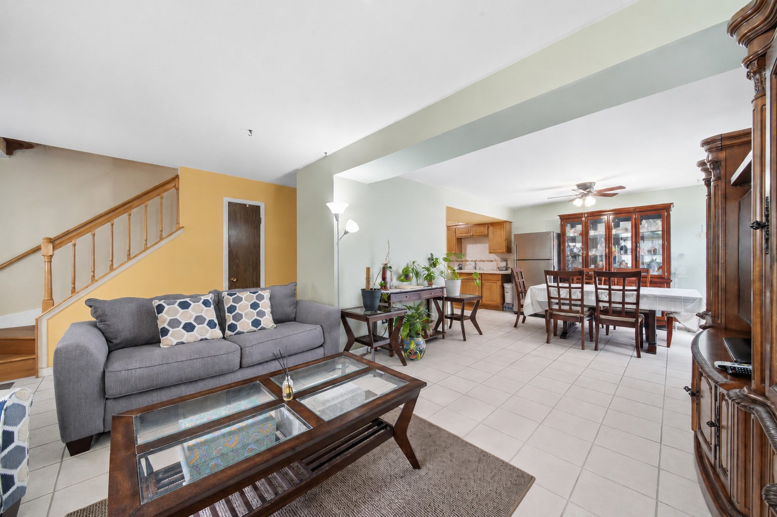 865 Oxford Place 865