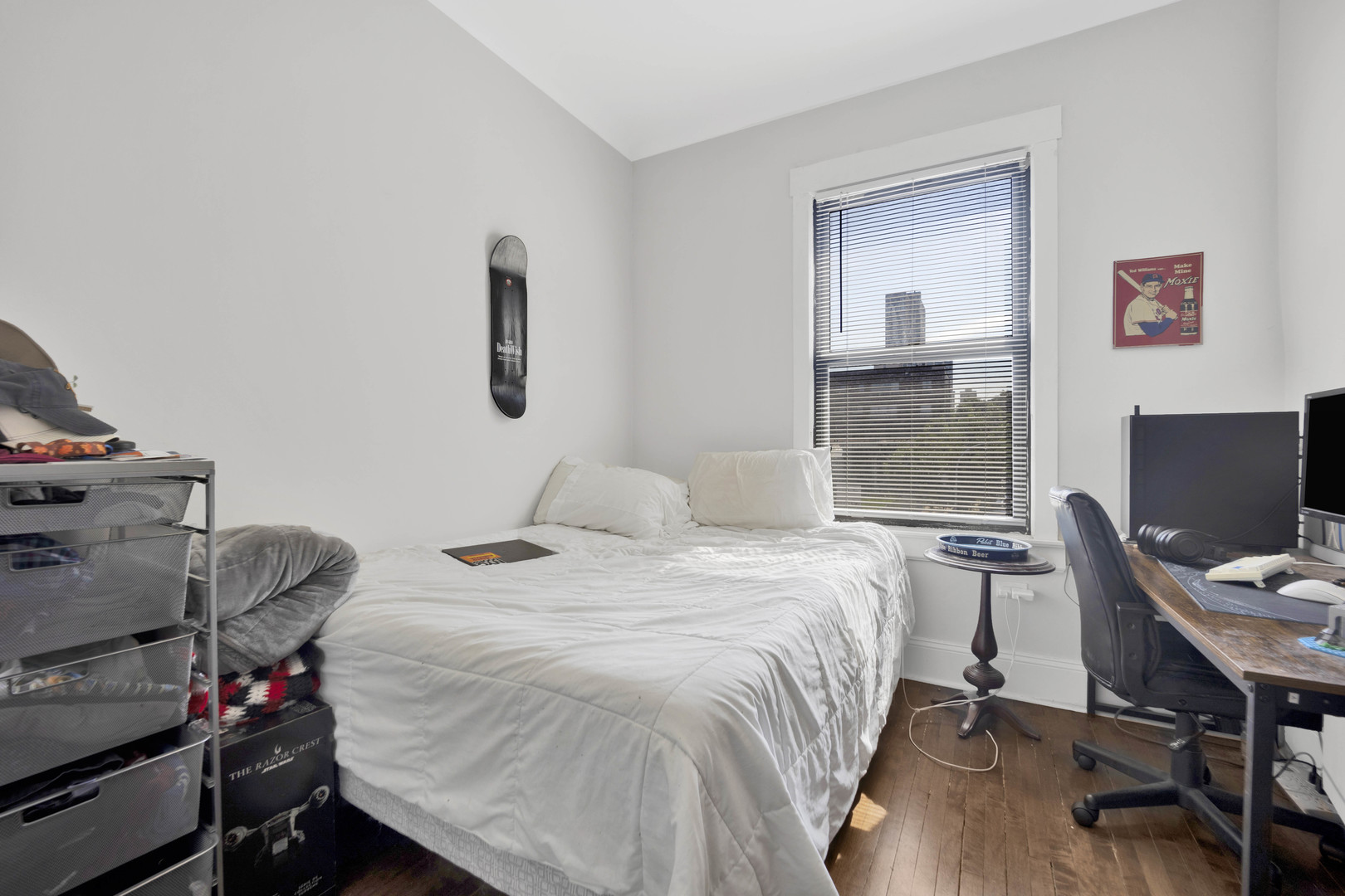 1000 W Dakin Street 3