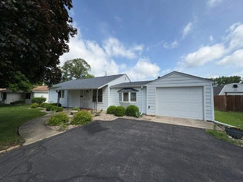 836 E Locust Street, Watseka, IL 60970 - #: 12674517