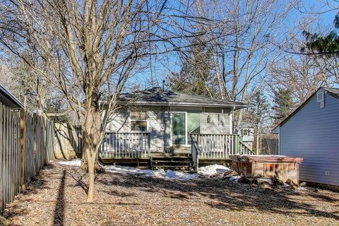 Tiny photo for 116 Woody Way, Lake In The Hills, IL 60156 (MLS # 12536167)