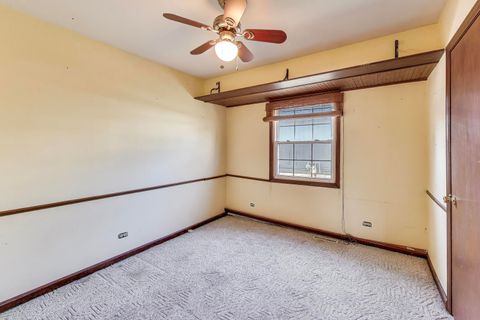 Tiny photo for 116 Woody Way, Lake In The Hills, IL 60156 (MLS # 12536167)