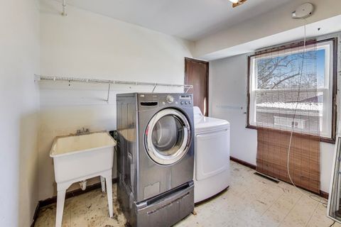 Tiny photo for 116 Woody Way, Lake In The Hills, IL 60156 (MLS # 12536167)