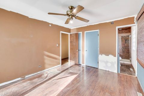 Tiny photo for 116 Woody Way, Lake In The Hills, IL 60156 (MLS # 12536167)