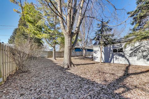 Tiny photo for 116 Woody Way, Lake In The Hills, IL 60156 (MLS # 12536167)