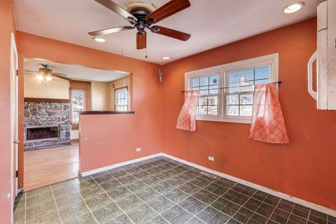 Tiny photo for 116 Woody Way, Lake In The Hills, IL 60156 (MLS # 12536167)