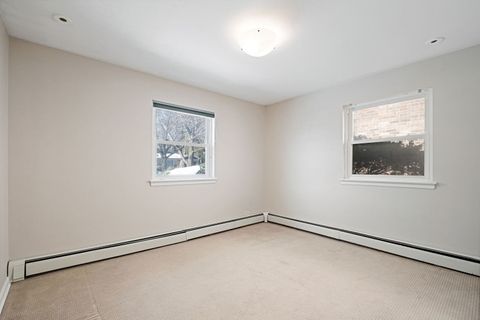 Tiny photo for 7303 N Kildare Avenue, Lincolnwood, IL 60712 (MLS # 12548311)