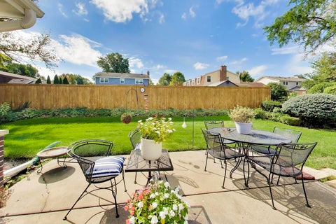Tiny photo for 707 E Monterey Road, Palatine, IL 60074 (MLS # 12775588)