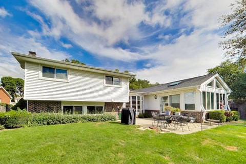 Tiny photo for 707 E Monterey Road, Palatine, IL 60074 (MLS # 12775588)