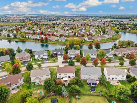 Tiny photo for 521 Litchfield Way, Oswego, IL 60543 (MLS # 12512648)