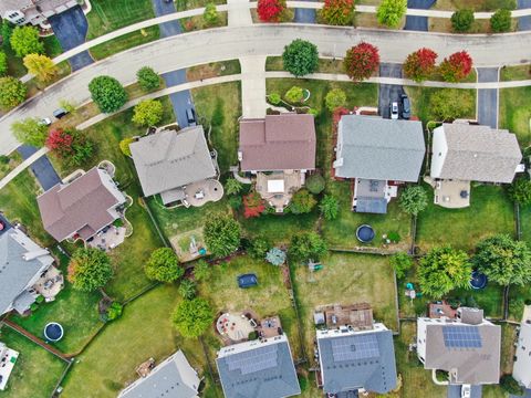 Tiny photo for 521 Litchfield Way, Oswego, IL 60543 (MLS # 12512648)