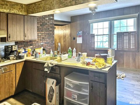 Tiny photo for 900 E 4TH Street, West Frankfort, IL 62896 (MLS # QC4269156)