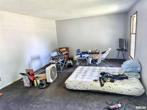 Tiny photo for 900 E 4TH Street, West Frankfort, IL 62896 (MLS # QC4269156)