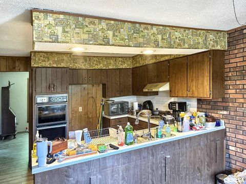 Tiny photo for 900 E 4TH Street, West Frankfort, IL 62896 (MLS # QC4269156)