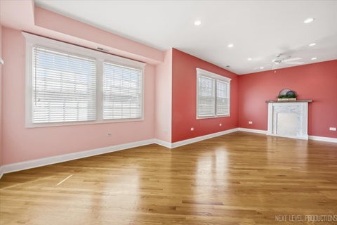 Tiny photo for 111 S 5th Avenue #E, St. Charles, IL 60174 (MLS # 12728934)