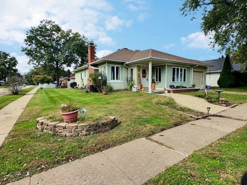 Tiny photo for 501 9th Avenue, De Witt, IA 52742 (MLS # 12773430)