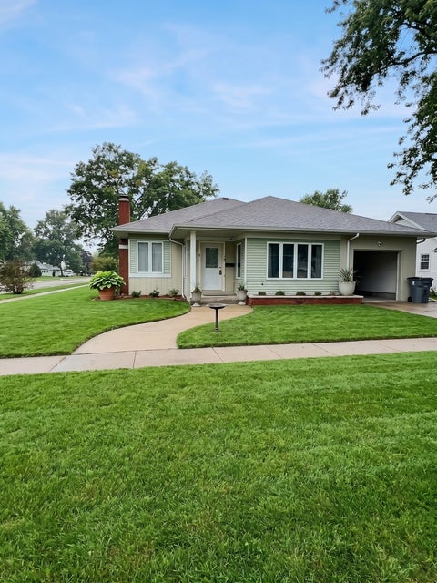 Photo of 501 9th Avenue, De Witt, IA 52742 (MLS # 12773430)