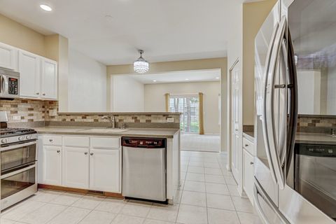 Tiny photo for 258 BAY Drive, Itasca, IL 60143 (MLS # 12457761)