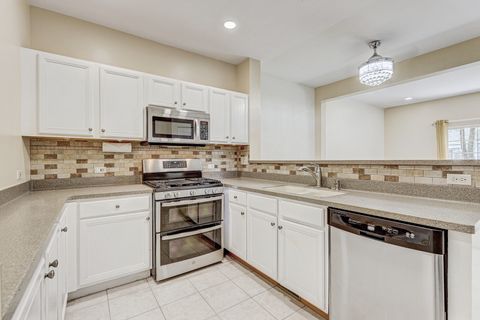 Tiny photo for 258 BAY Drive, Itasca, IL 60143 (MLS # 12457761)