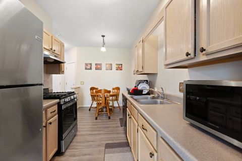 Tiny photo for 941 Mesa Drive, Lake In The Hills, IL 60156 (MLS # 12576096)