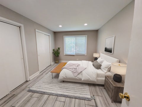 Tiny photo for 10301 Minnick Avenue, Oak Lawn, IL 60453 (MLS # 12785088)