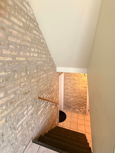 Tiny photo for 2315 W Rosemont Avenue #G, Chicago, IL 60659 (MLS # 12670324)