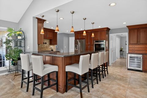 Tiny photo for 1212 Richfield Court, Woodridge, IL 60517 (MLS # 12626610)