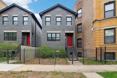 4637 S Michigan Avenue Chicago IL 60653