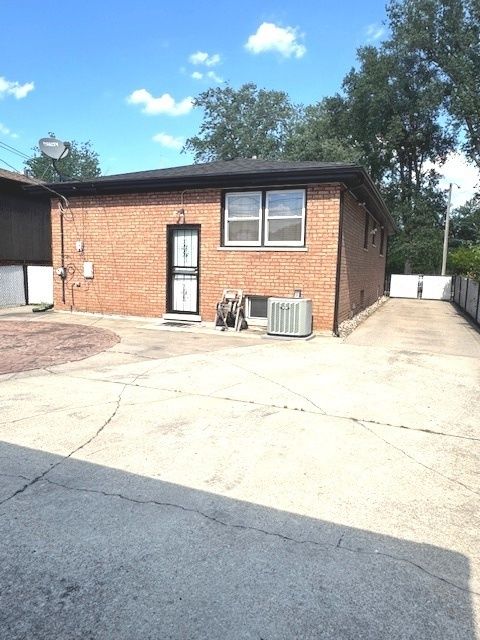 Tiny photo for 14240 S Manistee Avenue, Burnham, IL 60633 (MLS # 12412467)