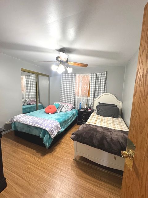 Tiny photo for 14240 S Manistee Avenue, Burnham, IL 60633 (MLS # 12412467)