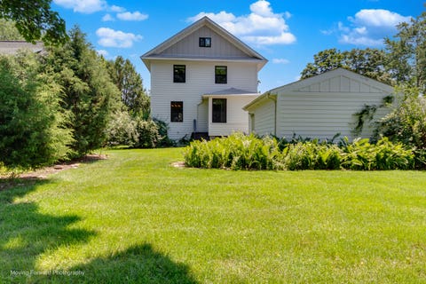 Tiny photo for 107 E Jefferson Avenue, Wheaton, IL 60187 (MLS # 12727276)