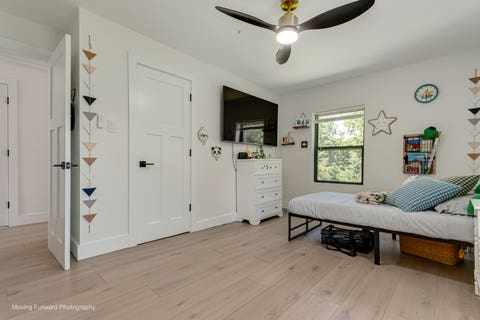Tiny photo for 107 E Jefferson Avenue, Wheaton, IL 60187 (MLS # 12727276)
