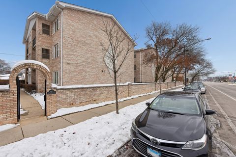Photo of 5413 N Milwaukee Avenue #3B, Chicago, IL 60630 (MLS # 12529188)