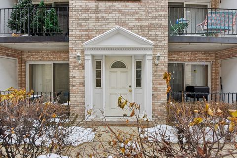 Tiny photo for 5413 N Milwaukee Avenue #3B, Chicago, IL 60630 (MLS # 12529188)