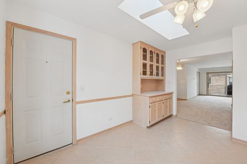 Tiny photo for 5413 N Milwaukee Avenue #3B, Chicago, IL 60630 (MLS # 12529188)