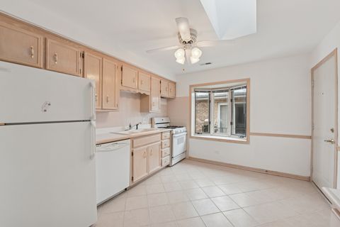 Tiny photo for 5413 N Milwaukee Avenue #3B, Chicago, IL 60630 (MLS # 12529188)