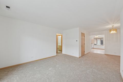Tiny photo for 5413 N Milwaukee Avenue #3B, Chicago, IL 60630 (MLS # 12529188)