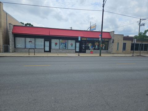 5535 W Montrose Avenue Chicago IL 60641