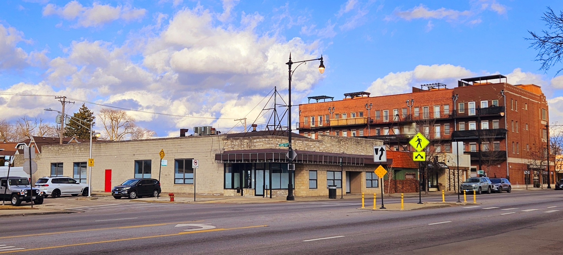 6924 W North Avenue
