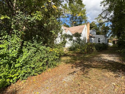 Photo of 6N375 Rosedale Avenue, Roselle, IL 60172 (MLS # 12507936) Photo of 6N375 Rosedale Avenue, Roselle, IL 60172 (MLS # 12507936)