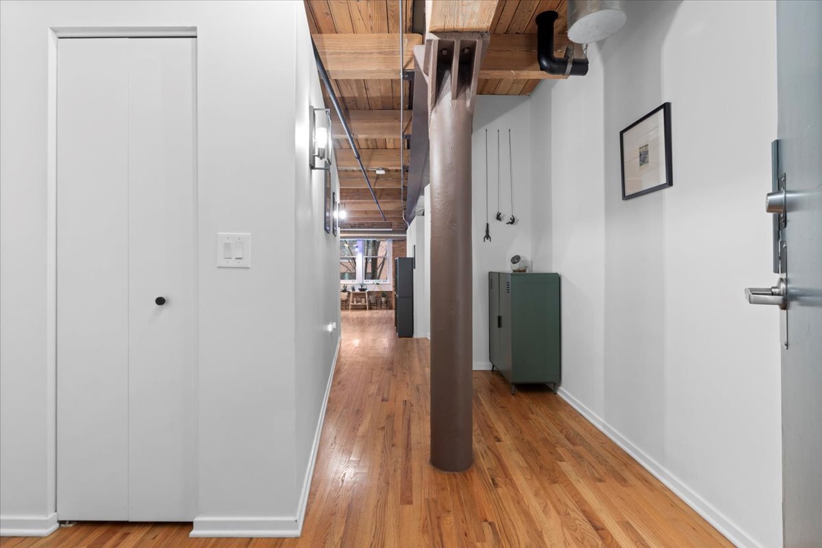 420 W Ontario Street 202