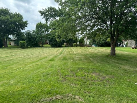 Tiny photo for 451 Turner Road, Aurora, IL 60505 (MLS # 12431391)