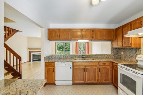 Tiny photo for 373 GOSHAWK Lane, Deerfield, IL 60015 (MLS # 12707192)
