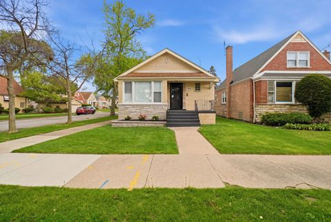 Photo of 8500 S Wolcott Avenue, Chicago, IL 60620 (MLS # 12633962)