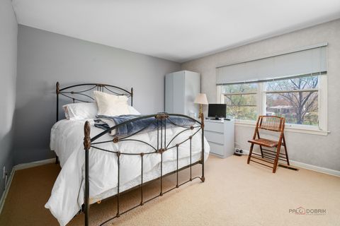 Tiny photo for 37 Forest Hills Road, Lake Bluff, IL 60044 (MLS # 12625492)