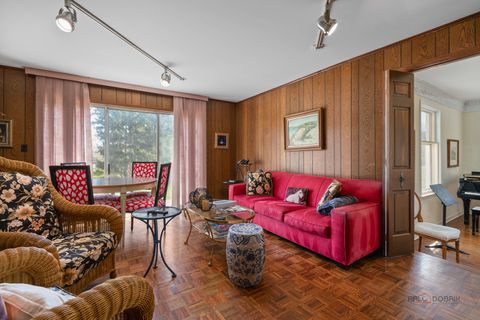 Tiny photo for 37 Forest Hills Road, Lake Bluff, IL 60044 (MLS # 12625492)
