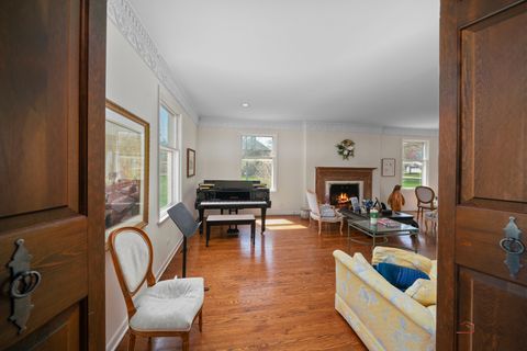 Tiny photo for 37 Forest Hills Road, Lake Bluff, IL 60044 (MLS # 12625492)